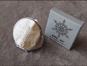 Kimetsu no Yaiba Demon Slayer Infinite Train Compact Mirror Akaza Koyuki Hakuji - Picture 1 of 4