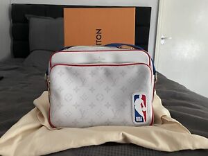 Louis Vuitton LV NBA Nil Messenger Bag M4558 3Monogram  Limited Edition NEW