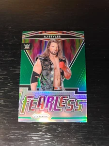 2022 Panini Prizm WWE AJ Styles Wrestling furchtlos grün Preis Einsatz #17 - Bild 1 von 2