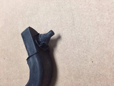 Oldsmobile Cutlass 442 1972 W-30 W-31 4 filas radiador núcleo soporte cojín de goma Foto 1 de 4