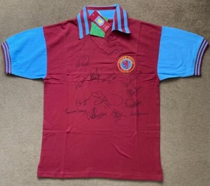 VERY RARE ASTON VILLA 1982 HOME FOOTBALL SHIRT SIGNED BY 14 PLAYERS European Cup - Picture 1 of 4