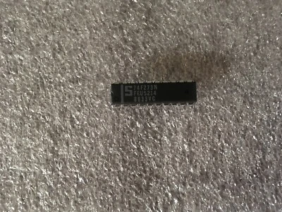 74F273N IC FLIP FLOP OCTAL D-TYPE PLASTIC DIP 20-PIN (5 PER LOT) - Image 1 of 4