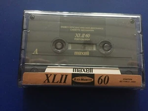 Maxell XL2 -60 BLACK MAGNETITE - Photo 1/2