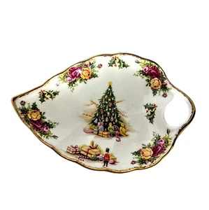 Old Country Roses Royal Albert Weihnachtszauber Süßigkeiten Nuss Schale 6" - Bild 1 von 6