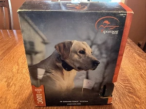 Sistema de valla recargable en tierra SportDOG, valla eléctrica para perros SDF-100C - Imagen 1 de 7