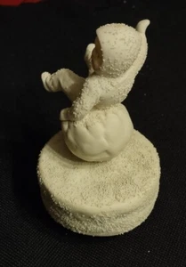 Snowbabies Music Box Don't Fall Off #7972-3 1988 Department 56 "When you Wish" - Picture 1 of 3