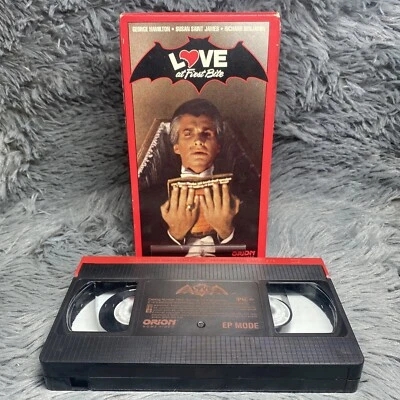 Love At First Bite VHS 1993 Movie Horror Comedy George Hamilton Orion Home Video - Image 1 of 4