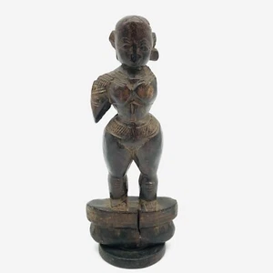 Vintage early carved Indian sculpture of a goddess - Picture 1 of 8