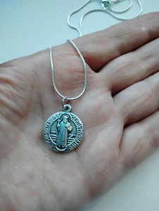 Collar Colgante Medalla Protección San Benito Cadena Plata de Ley 925 + Tarjeta - Imagen 1 de 6
