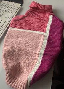 Dog Sweater for Medium Female - Size M - Picture 1 of 3