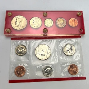 1993 U.S. Mint Uncirculated Coin Sets – 2 Complete Sets - Picture 1 of 2