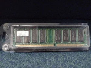 Hynix - PC2100U-25330 256MB DDR SDRAM 266MHz CL2.5 (HYMD232646A8-H AA-A) - Picture 1 of 3