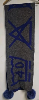 Mitchie’s Matchings 编织羊毛围巾毛皮绒球灰色/蓝色复古大胆时髦  — 第 1/4 张图片