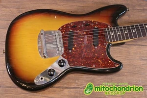 Fender 1975 MUSTANG / Sunburst Electric Gutiar [AUTH] - Picture 1 of 10