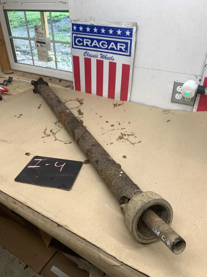 Ford Mustang 1993 eje de transmisión original 1979 Foxbody 79-93 2,3 L automático AOD Mustang Foto 1 de 4