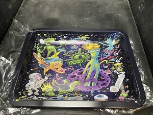 New Ooze Metal Rolling Tray Universe Medium (D7) - Picture 1 of 5