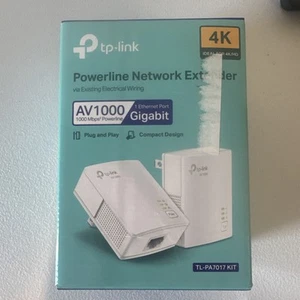 TP-Link TL-PA7017 Kit- AV1000 Gigabit Powerline Ethernet Starter Kit ~ Open Box - Photo 1/3