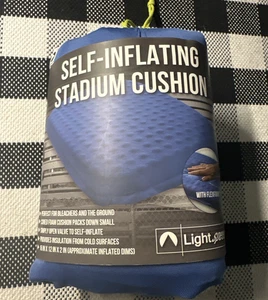 Tragbares selbstaufblasendes Stadionsitzkissen, Memory Foam Bleichmittel Sitz Stuhl - Bild 1 von 4