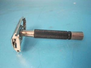 AWESOME VINTAGE 1972 GILLETTE S1 BLACK HANDLE DOUBLE EDGE SAGETY SHAVING RAZOR - Picture 1 of 10