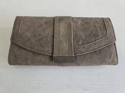 Cartera billetera Billabong marrón para mujer Foto 1 de 4