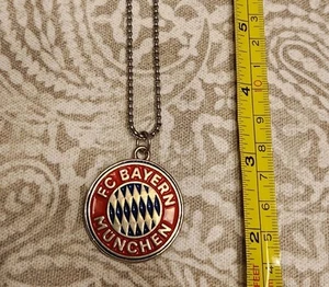Bayern München doppelseitiger Anhänger Halskette Kette - Bild 1 von 2