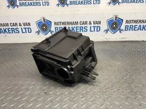 RENAULT TRAFIC  2.0 DCI (2021) -  FUSE BOX HOUSING 93452999 - Picture 1 of 3