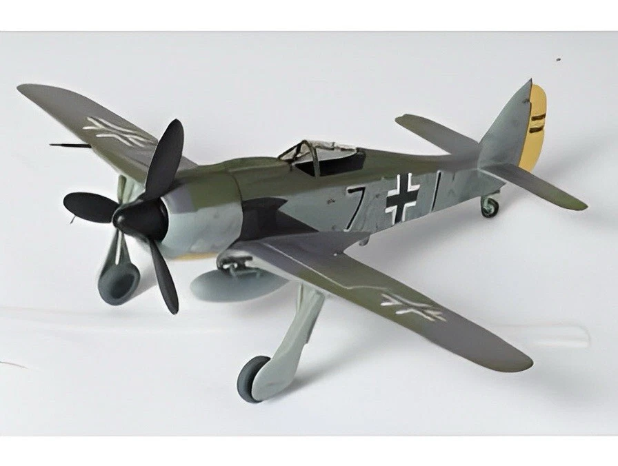 Dragon Models FW-190A-3 Black 7 1:72 DRW50085 - Image 1 of 1