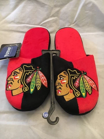 Chicago Blackhawks NEW Men's Small House Slippers 7/8 . NHL Hockey Warm Socks Cover