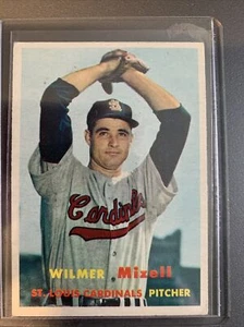 Wilmer Mizell #113 - 1957 Topps Set Break - Good looking card - Picture 1 of 2