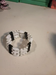 Magnetic Hematite jewelry beads, 36" Adjustable Length - Picture 1 of 7