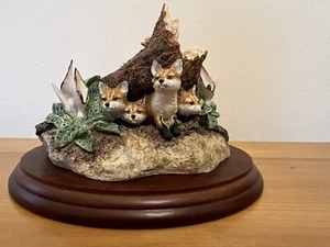 Border Fine Arts Fox Cubs "A Brave New World" Model no B0368 1998 - Bild 1 von 12