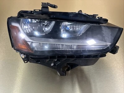 2009 - 2012 年奥迪 A4 四轮前右侧 HALOGEN 头灯原始设备制造商 — 第 1/4 张图片