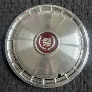 1985 1986 Cadillac Deville Fleetwood Hubcap 14" Wheel Covers Antique - Picture 1 of 10