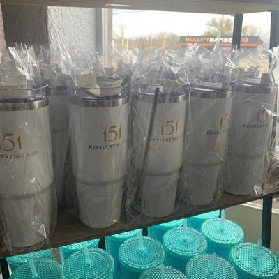 Vaso Kentucky Derby 151 30 oz Foto 1 de 4