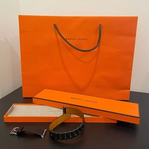 Bracelet Hermès Apple Watch 850 $ en cuir noir chaîne gourmande double BAND UNIQUEMENT - Photo 1 sur 24