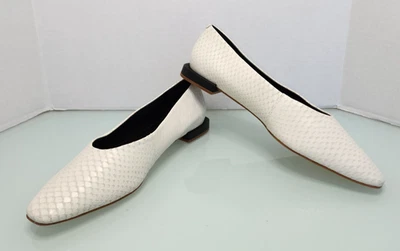 Saks Fifth Avenue white serpent block heel square toe Slip On flats New 10M - Image 1 of 4