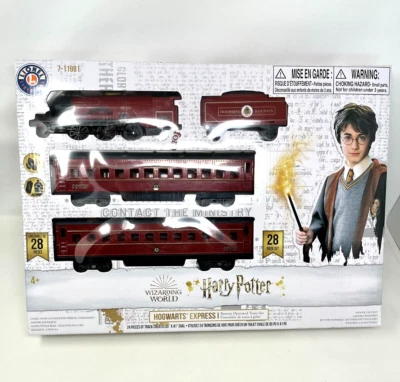 Lionel 7-11981 Harry Potter Hogwarts Express 28Pc Battery Operated Train Set - Image 1 of 4