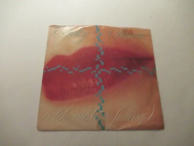 Pretty Poison: Catch Me (I'm Falling) /испанская смесь / 45 об/мин 1987 - Изображение 1 из 4