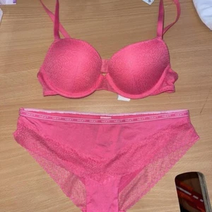 NEXT Perfect Pink Sujetador (32B) y Panty (UK10/M) Set Nuevo con Etiquetas - Imagen 1 de 4