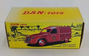 Dan-Toys Incendie 2CV Citroen Top Zustand!  Feuerwehrauto - Bild 1 von 11