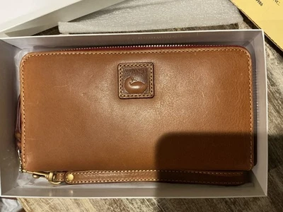 DOONEY & BOURKE  Florentine Leather  Natural  Zip Around Clutch Wallet Wristlet - Image 1 of 4