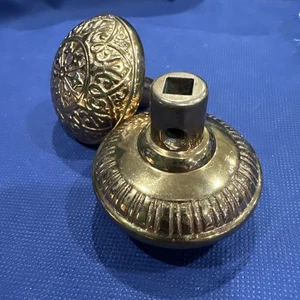 Pair Decorative ANTIQUE BRASS DOOR KNOBS VICTORIAN Era Copper? Sturdy - Picture 1 of 8
