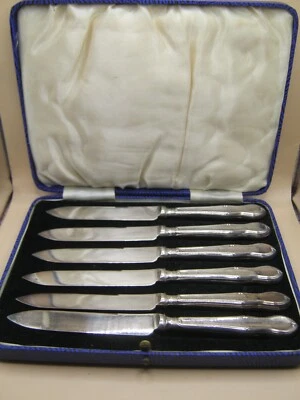 Coltelli da dessert antichi Sheffield in argento sterling con custodia posate manici ornati - Immagine 1 di 4