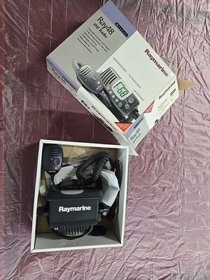 Raymarine RAY 48 Marine VHF Radio Transceiver W/ Fist Mic - image 1 of 4
