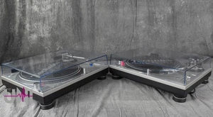 Technics SL-1200MK3D Silver Direct Drive DJ Turntable PAIR Very Good condition - Picture 1 of 23