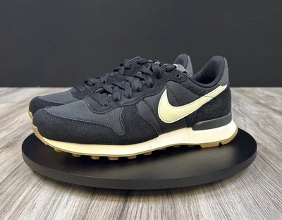 Nike Internationalist ‘Black Gum’ White 828407-021 Women’s Size 6 Brand NEW - Image 1 of 4