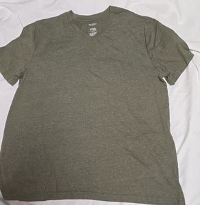 Arizona Jeans Men's V-neck Cotton T-Shirt Size Large Short Sleeve Army Green - Picture 1 of 7