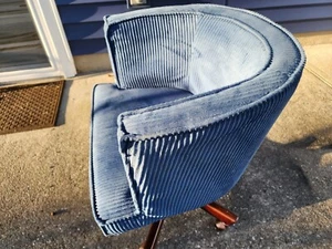 PB Captain’s Chair - Corduroy Blue - Picture 1 of 4