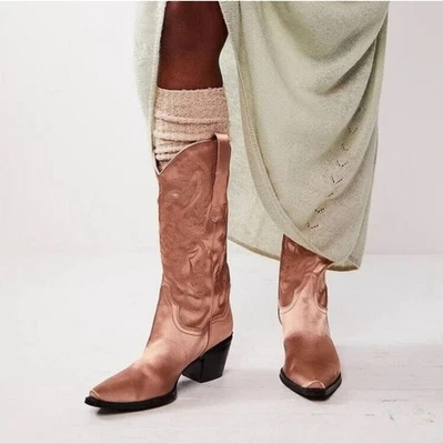 NUEVO EN CAJA Free People Jeffrey Campbell Daggett Western Pullon Bota Malva Satinado W 10 Foto 1 de 4