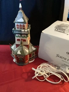 Dept 56 NORTH POLE SERIES - Santa’s Lookout Tower Complete NM - Picture 1 of 8
